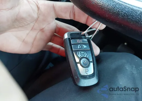 2021 Ford Explorer Xlt z USA, uszkodzony, nr VIN 1FMSK8DH0MGA67062